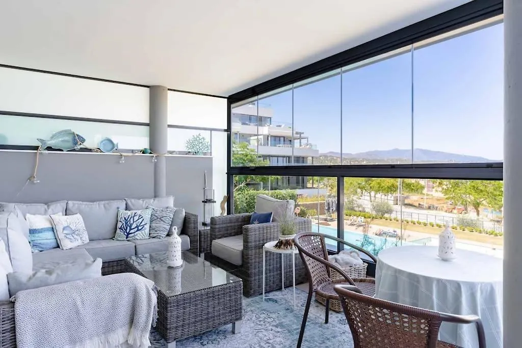 Modern Apartment With Sea View Estepona Spain