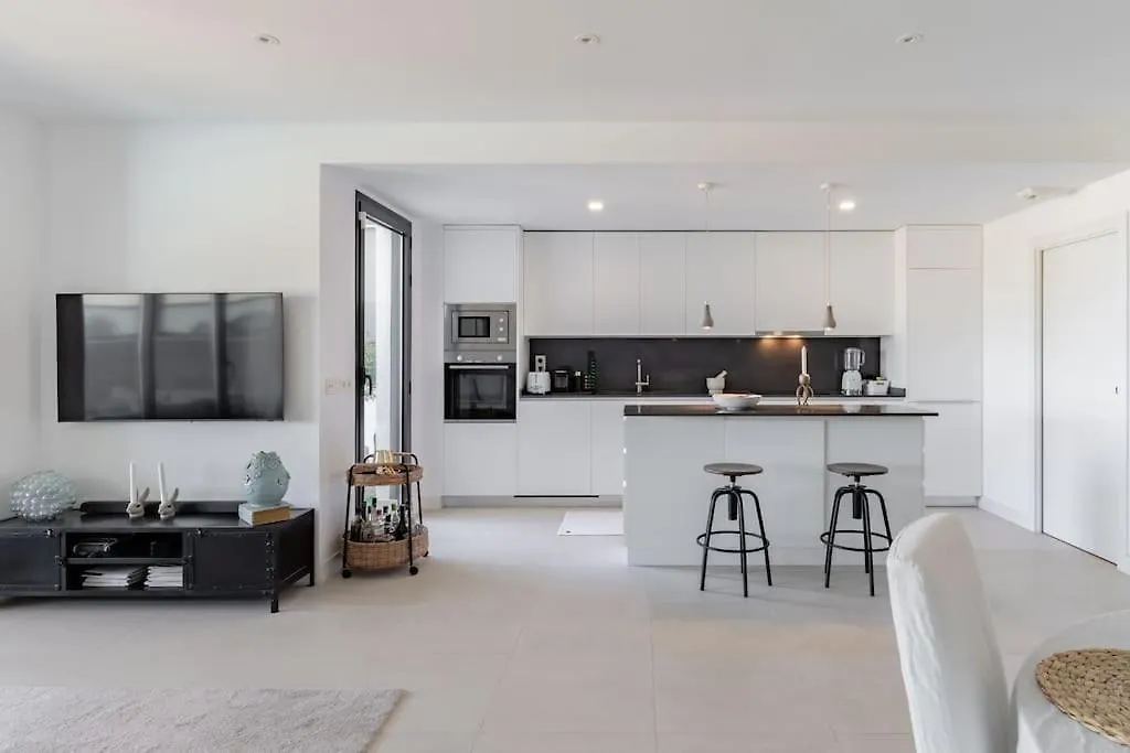 Modern Apartment With Sea View Estepona